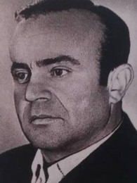 რევაზ ჭარხალაშვილი