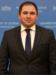 ნიკოლოზ სამხარაძე