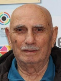 ვახტანგ სალუქვაძე