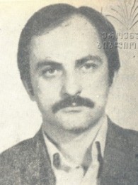 ოლეგ ლოლაძე