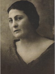 სონია დუმბაძე