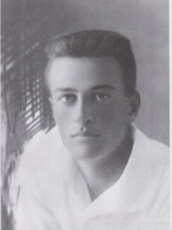 ევგენი ჩხოტუა