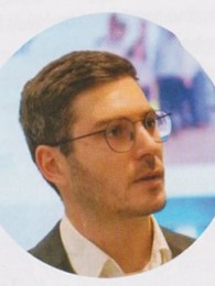 რომან ლაცუზბაია