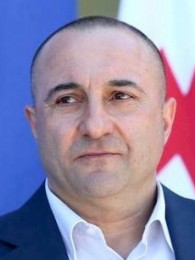 კახაბერ ოქრიაშვილი
