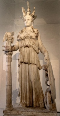 ათენა. (ძ.ვ. წ. 438 წ.),რომაული ასლი ფიდიასის ქანდაკებიდან. ათენი, ეროვნული არქეოლოგიური მუზეუმი