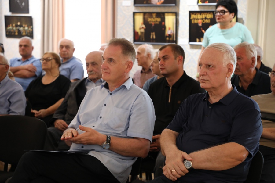 კონსტანტინე ზ. გამსახურდიას წიგნის წარდგენა და დიდი მწერლისადმი მიძღვნილი ღონისძიება ზუგდიდში