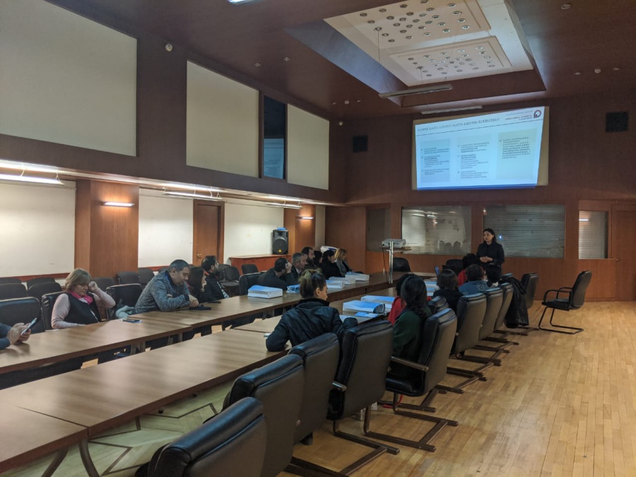 Data Exchange Agency Holds Informative Meeting with the Employees of the National Library
