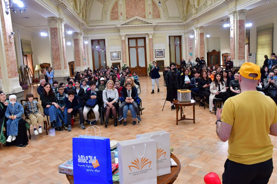 საქველმოქმედო პროექტი „ბერი ანდრიას ფონდისთვის“