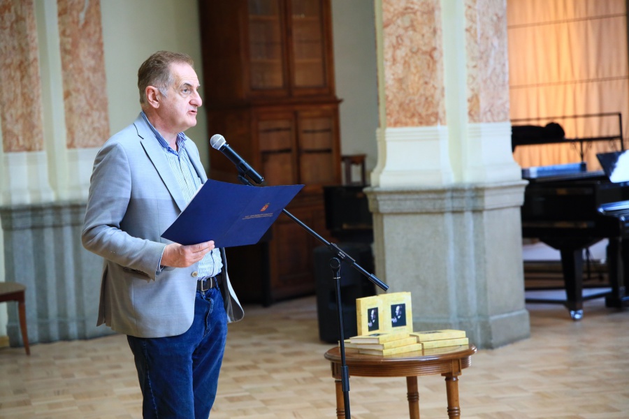 ნიკო სამადაშვილის კრებულის წარდგენა