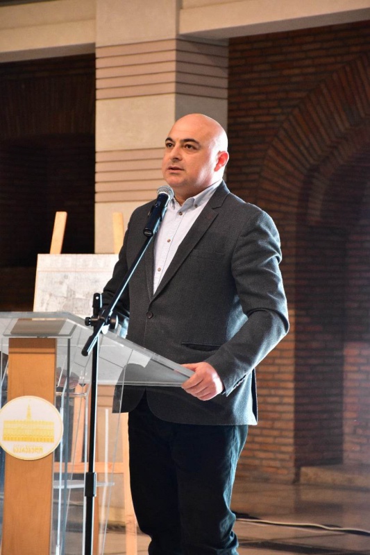 ალბომ „თბილისური რეტროსპექტივის“ წარდგენა