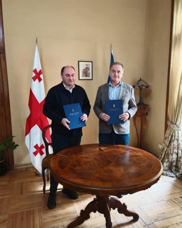 ეროვნულ ბიბლიოთეკასა და კურორტების განვითარების სააგენტოს შორის მემორანდუმი გაფორმდა