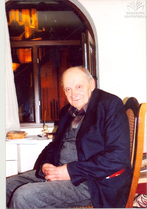 Georgian writer Guram Dochanashvili dies