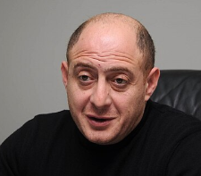 ფაილი:Rezi arvelaZe.png