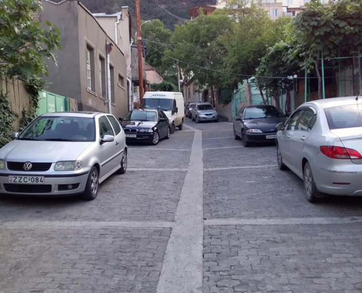 ფაილი:Dimitri yifianis qucha.png