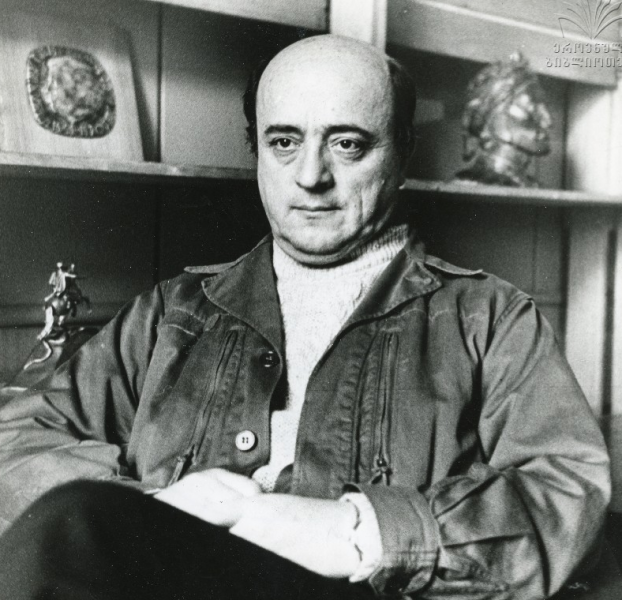 ფაილი:Zurab niJaraZe.png