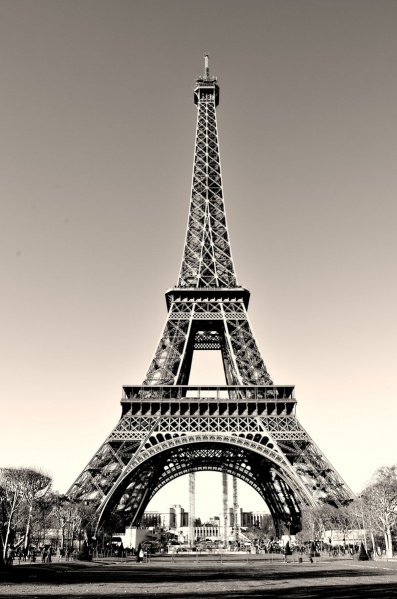 ფაილი:Eiffel-Tower.jpg