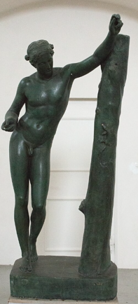 ფაილი:Apolon siuroqtosi.png