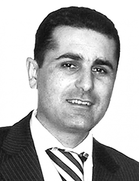 ფაილი:BegiaSvili malxaz.jpg