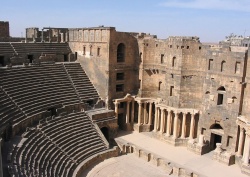 Zvelromauli Teatri.JPG