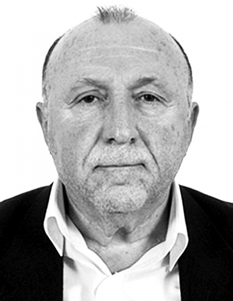 ფაილი:MiSvelaZe revaz.jpg
