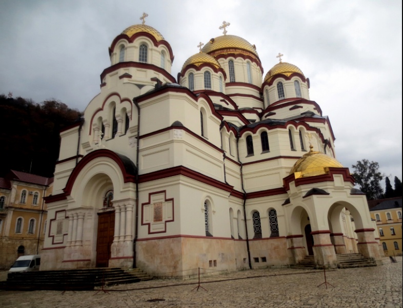 ფაილი:Axali aTonis monasteri.jpg