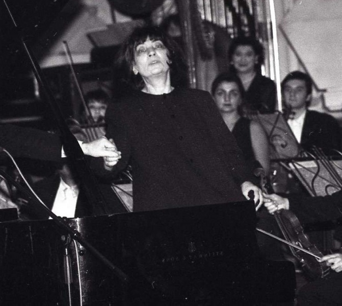 ფაილი:Eliso virsalaZe.jpg